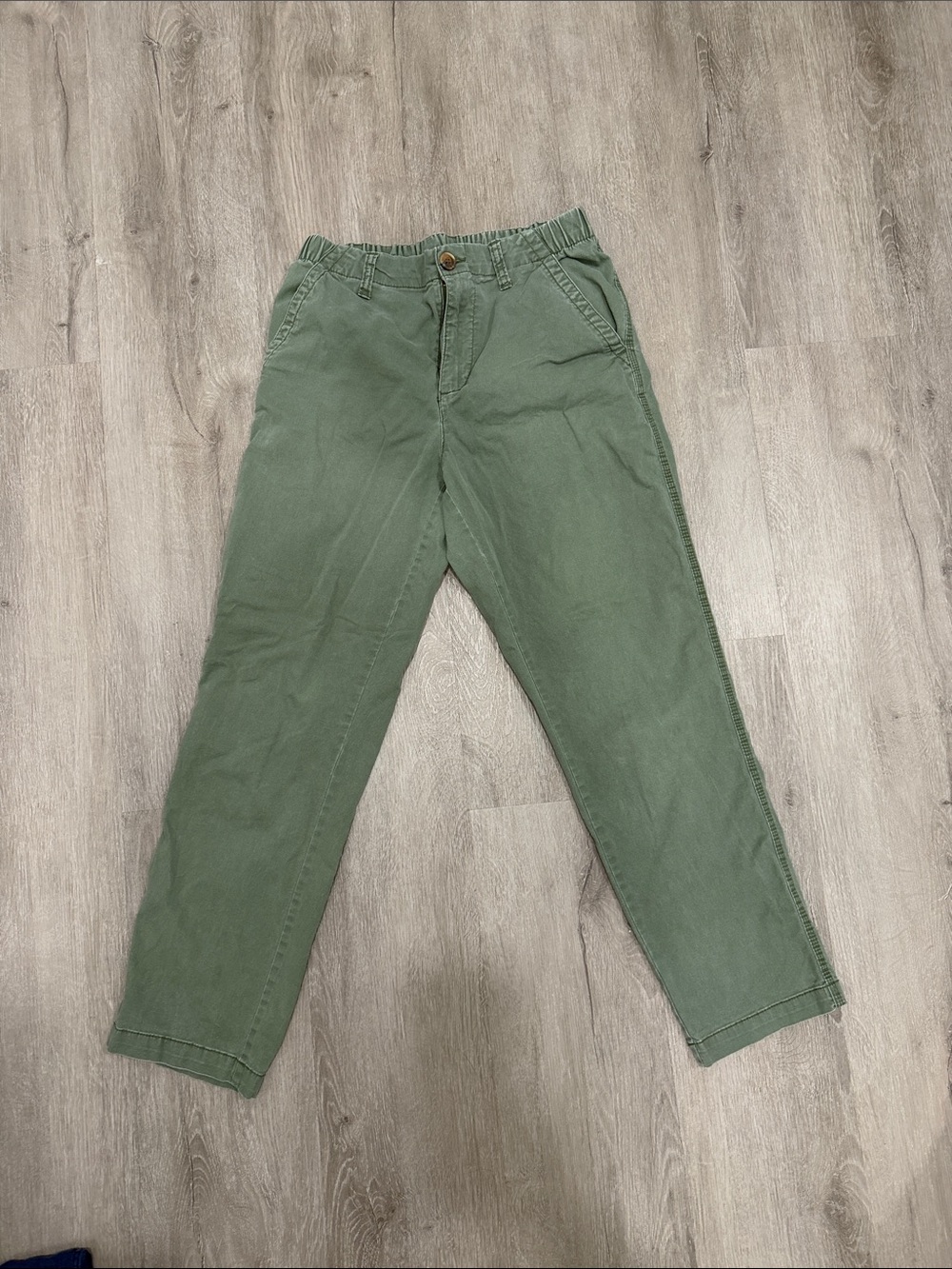 Old Navy Women's Olive Green Cropped Pants
